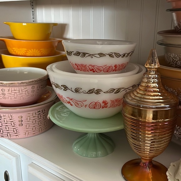 Welcome to my closet! - Picture 10 of 10